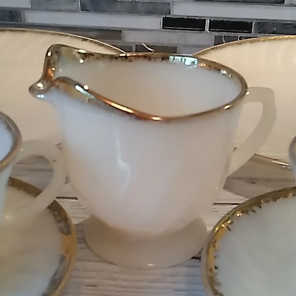 Vintage Fire King gold scalloped edge 7 piece set